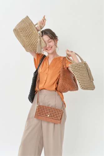 WOVEN BAG
