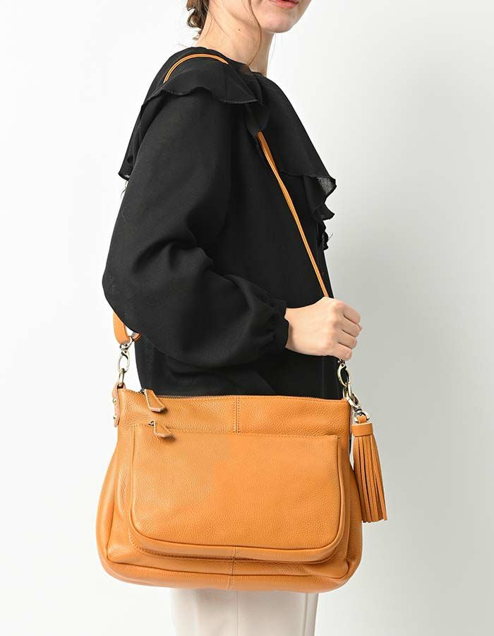 完売色再入荷】アリエル・プラス 人気 レザー ショルダーバッグ