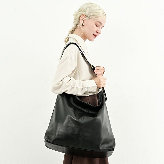 本ラム革　小ボストンバック 人気色再入荷】ドミニク・ラム 大容量 上質な柔らかい ラム革